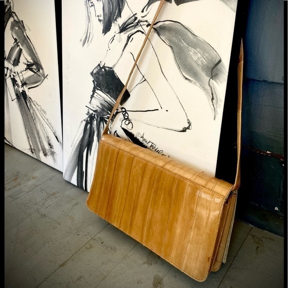 Vintage Camel Genuine Eel Skin Bag - Picture 3 of 7